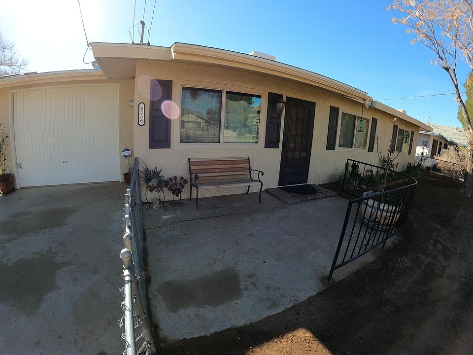 1st image of 4556 W Avenue L10