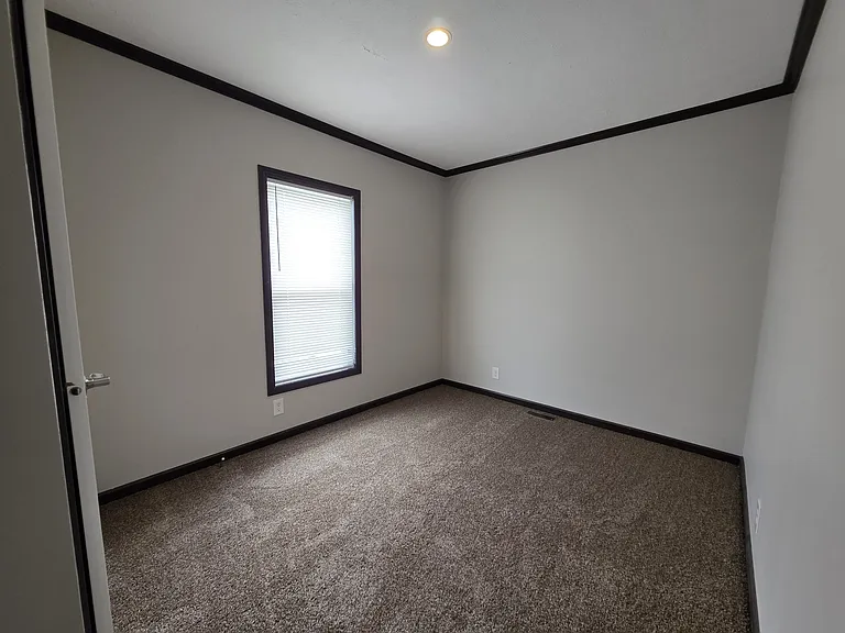 Pineview Estates — Photo 32