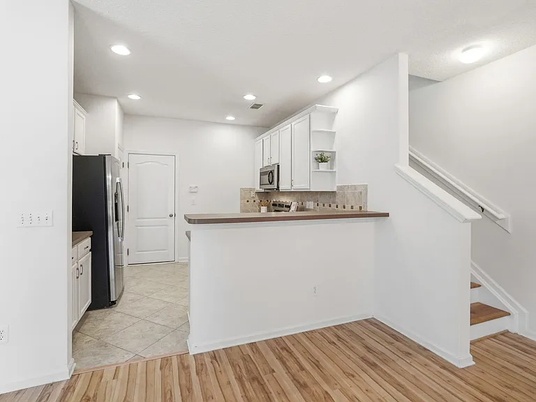 6119 Bartram Village Dr — Photo 9