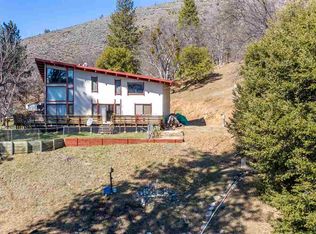 809 Oak Hill Ln, Fort Jones, CA