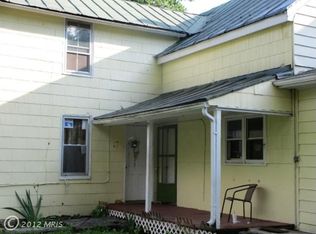 827 Lakeview Dr, Woodstock, VA 22664