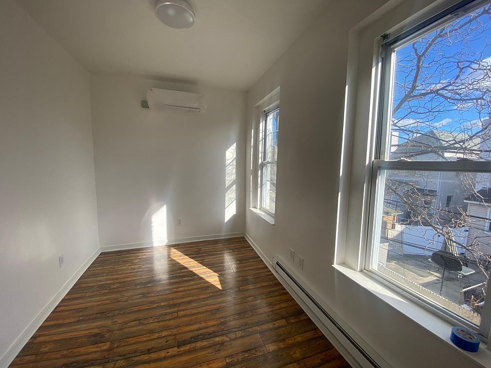 1st image of 2125 Utica Ave Suite 2R