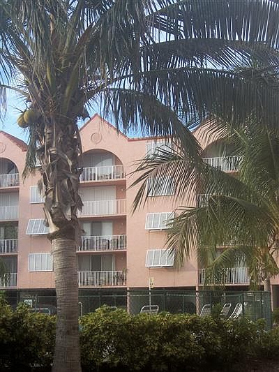 1st image of 3930 S Roosevelt Blvd APT 202
