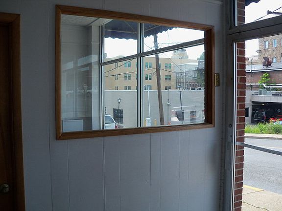 2nd image of 104 McCreery St