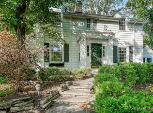 599 Riford Rd, Glen Ellyn, IL 60137