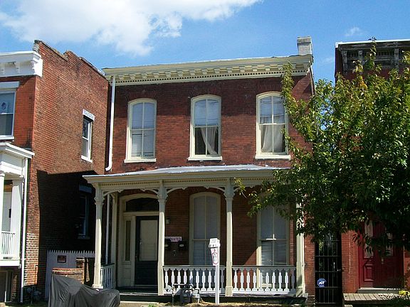 3rd image of 2510 E Marshall St