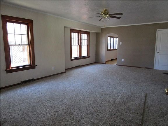 4th image of 211 Drexel Ave