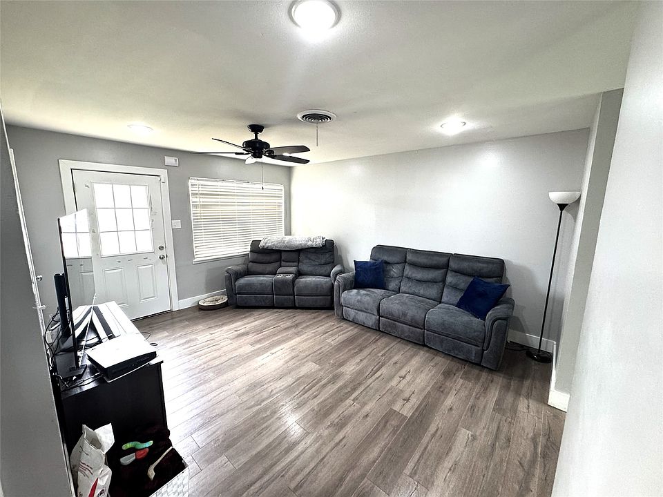 1st image of 5326 Lamesa Ave