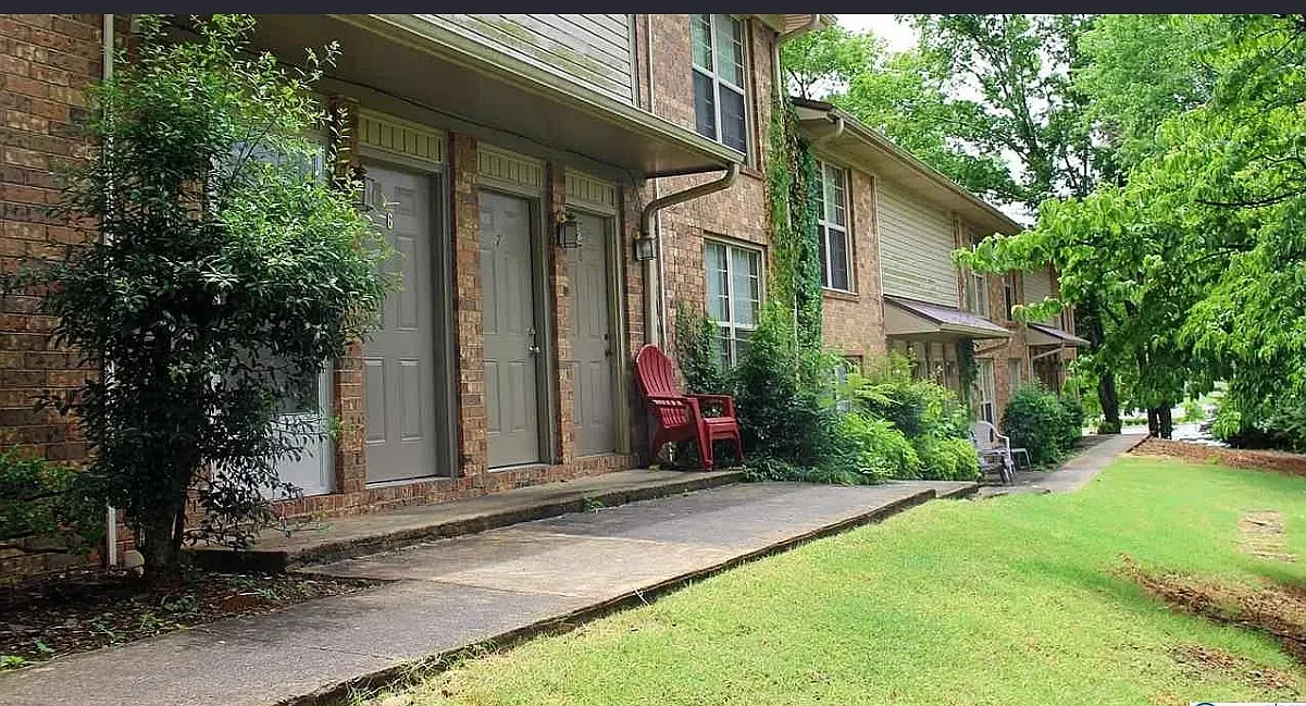 1 bed, 720 sqft, $800 — Photo 2
