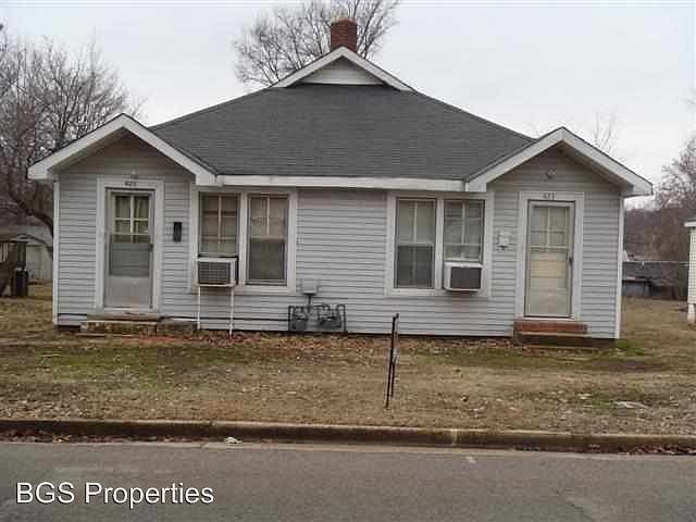 1st image of 423 Fuller Ave