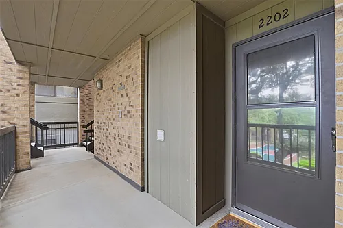 8888 Tallwood Dr Photo 1