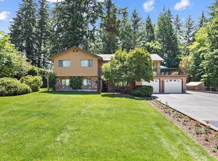 2037 Dzini Rd, Comox Valley, BC V9J1H1