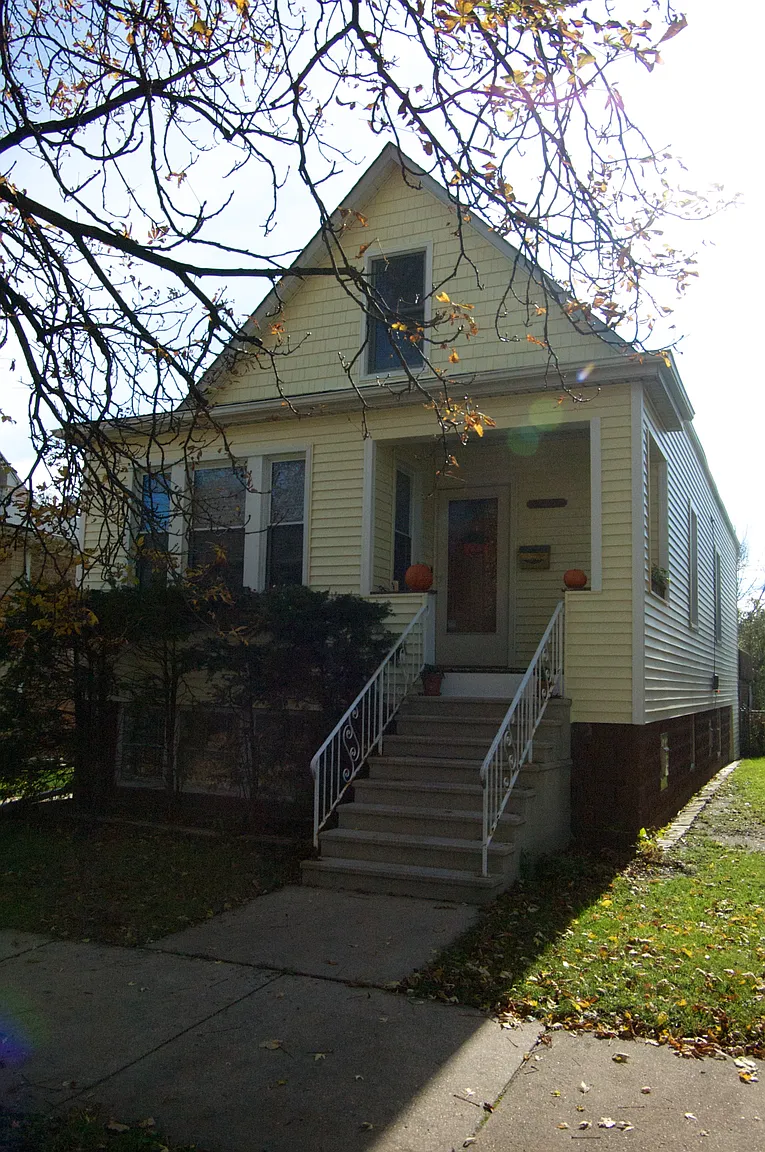 6607 W Imlay St photo 1