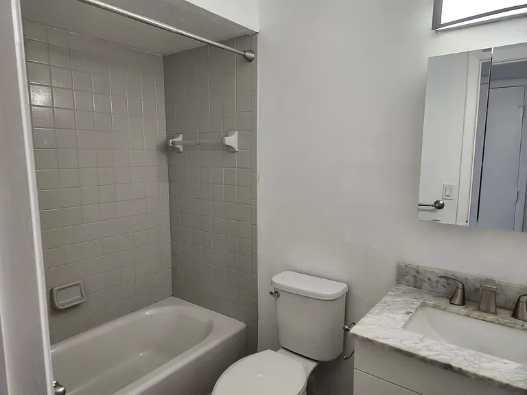 6143 Hester Ave — Photo 8