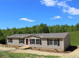 264 Old Mountain Page Rd, Saluda, NC 28773