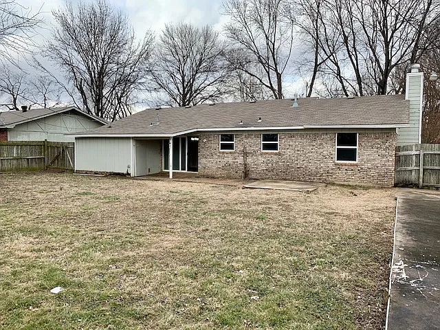 1018 W Granite St — Photo 10