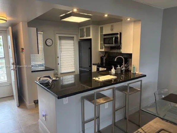 1893 S Ocean Dr APT 403, Hallandale Beach, FL 33009