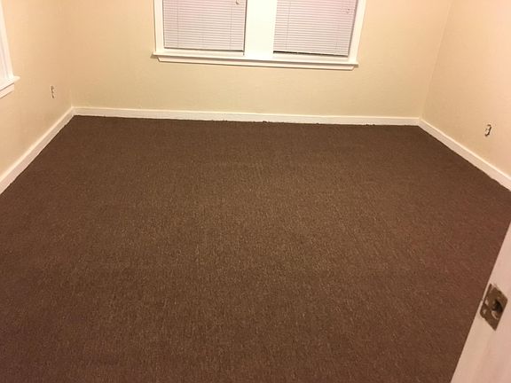 4th image of 730 W G Ave