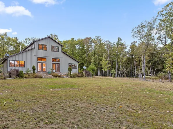 400 Maple Trl, Pikeville, TN 37367