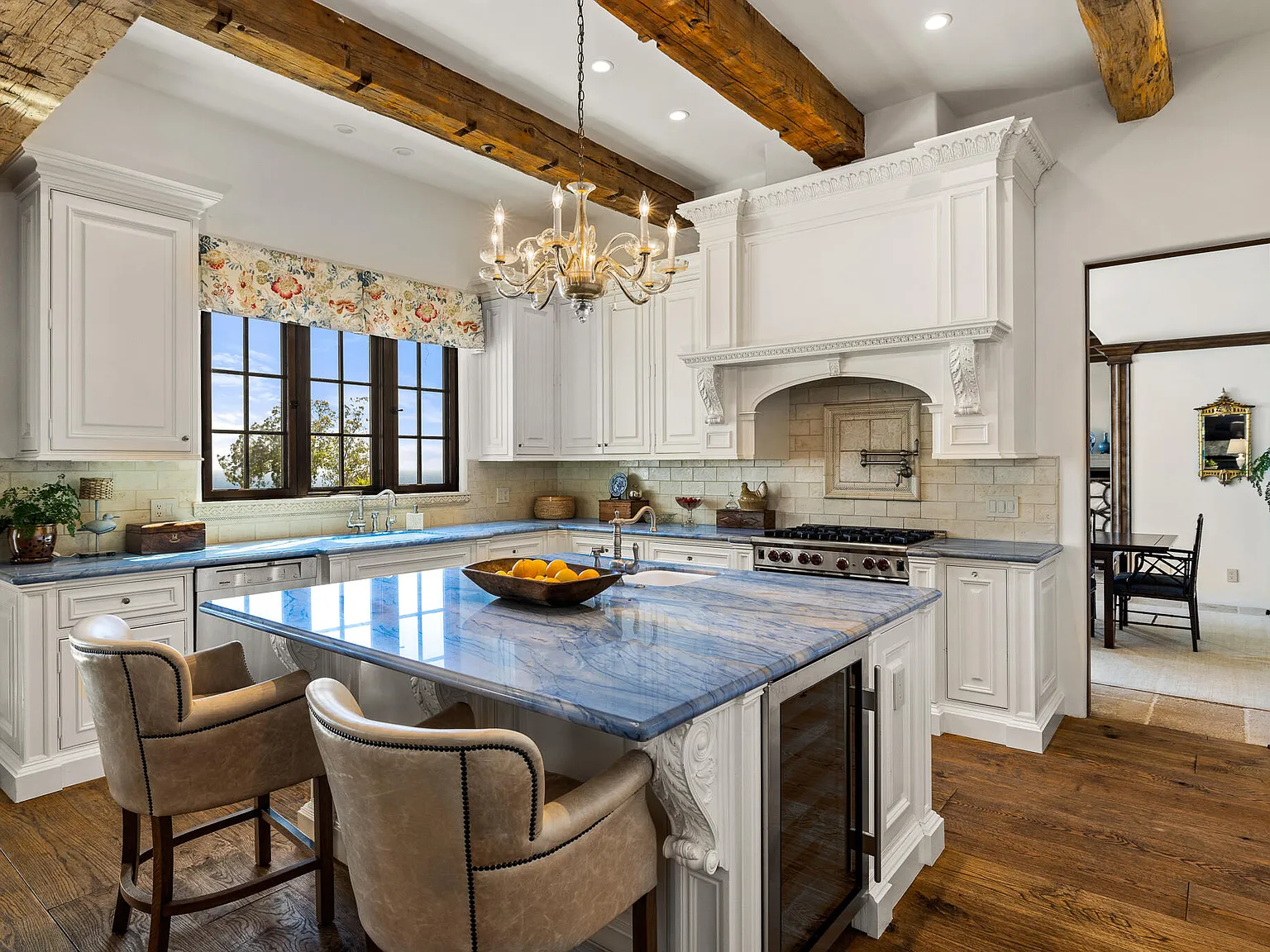 5 bed, 6.0 bath, $120,000 — Photo 4