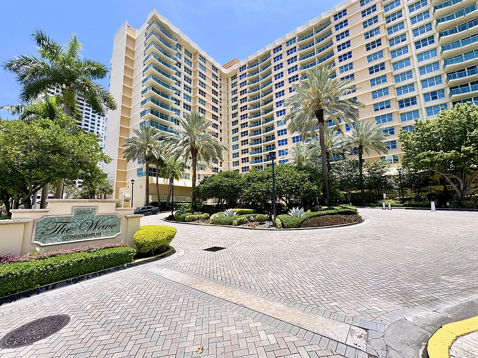 2501 S Ocean Dr #326