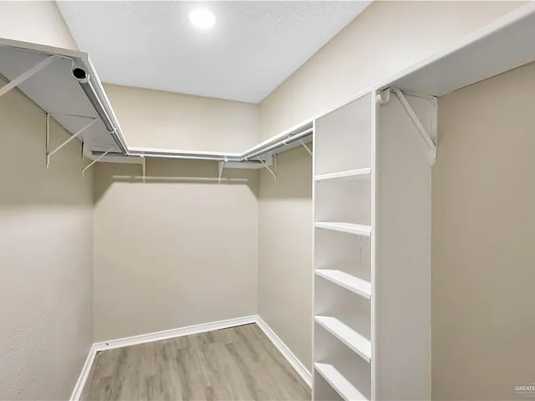 3209 Black Oak Ln — Photo 15