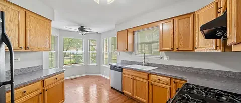2146 Camden Ln — Photo 20