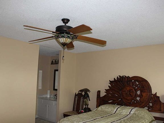 5th image of 7914 Gleason Dr APT 1039