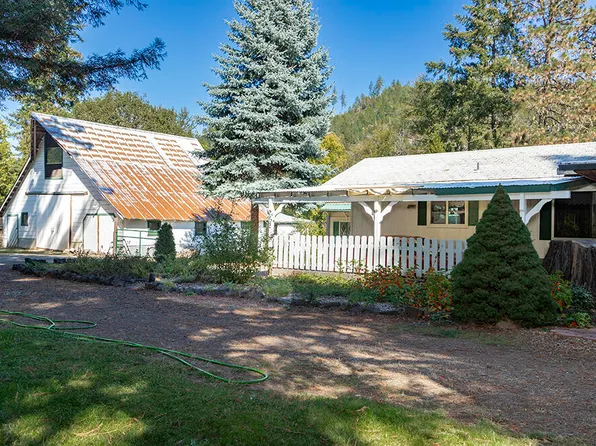 1018 Thompson Creek Rd, Selma, OR 97538