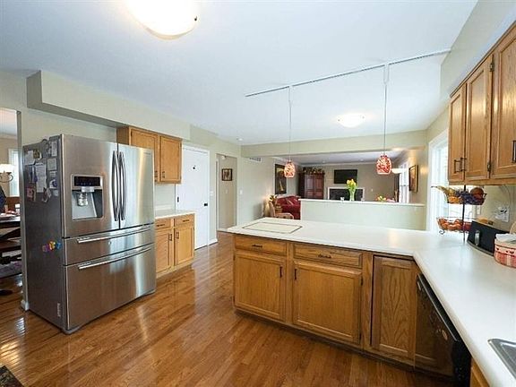 Kitchen has updated appliances, Refrigerator with 5 yr. warranty