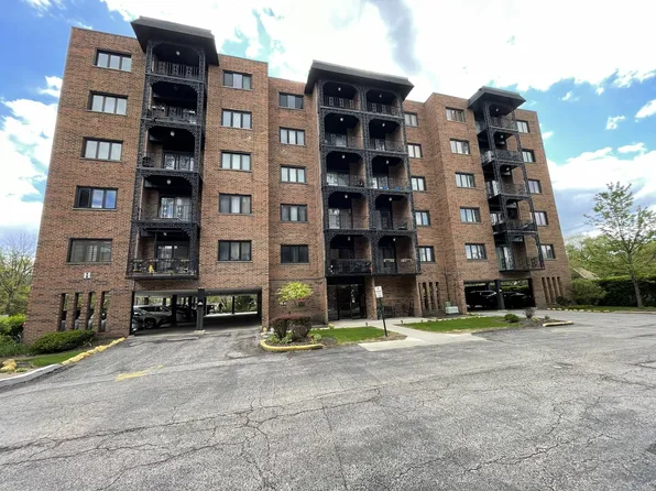 9395 Landings Ln Unit 602, Des Plaines, IL 60016