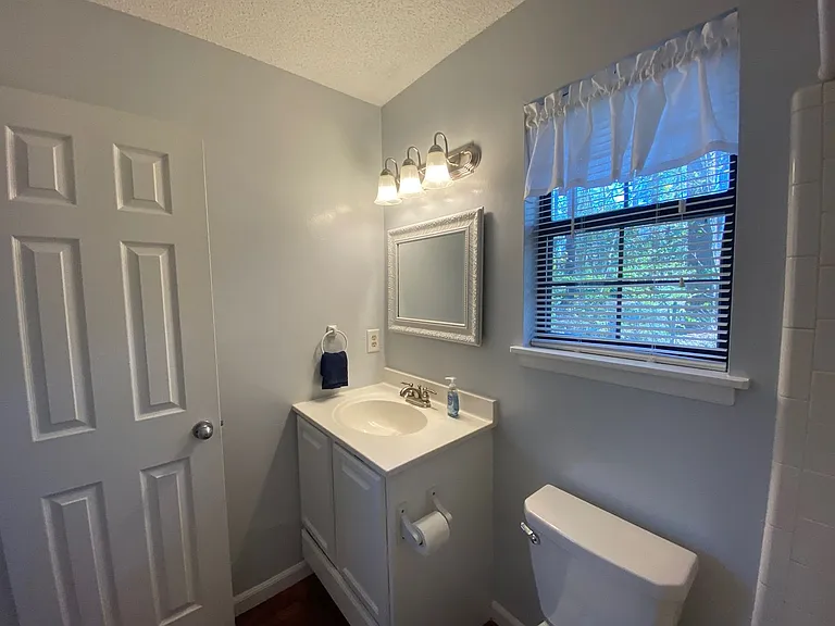 3154 Folsom Rd — Photo 11