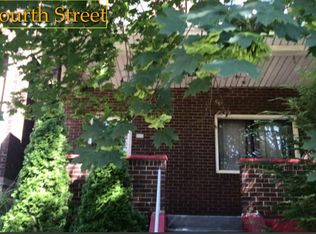 222 4th St, Wilmerding, PA 15148
