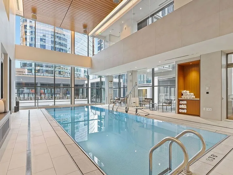 135 Seaport Blvd #2201 — Photo 10