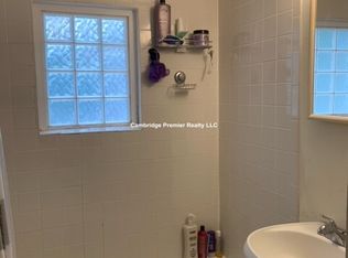 240 Charles St #1, Cambridge, MA 02141