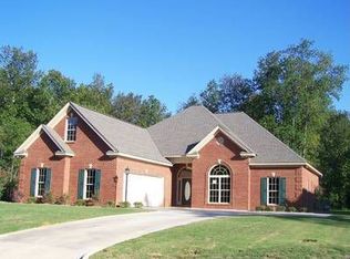 220 Timberbrook Dr, Millbrook, AL 36054