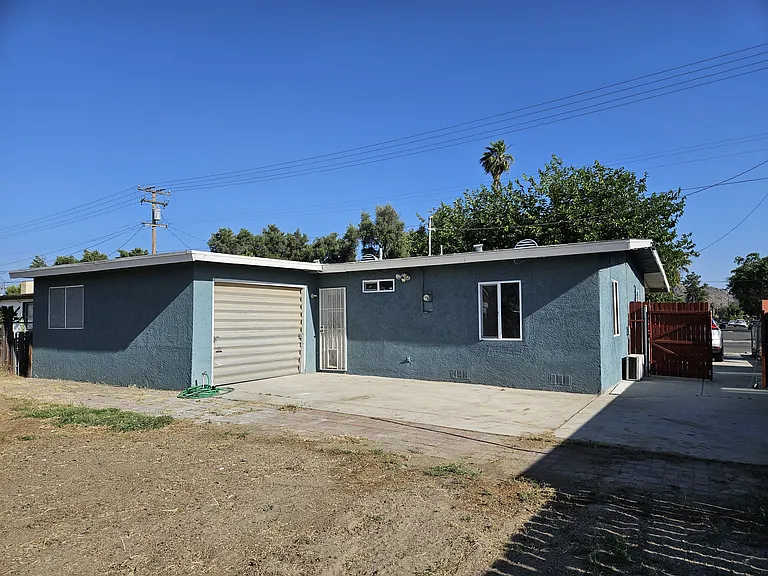 E Whittier Ave — Photo 23