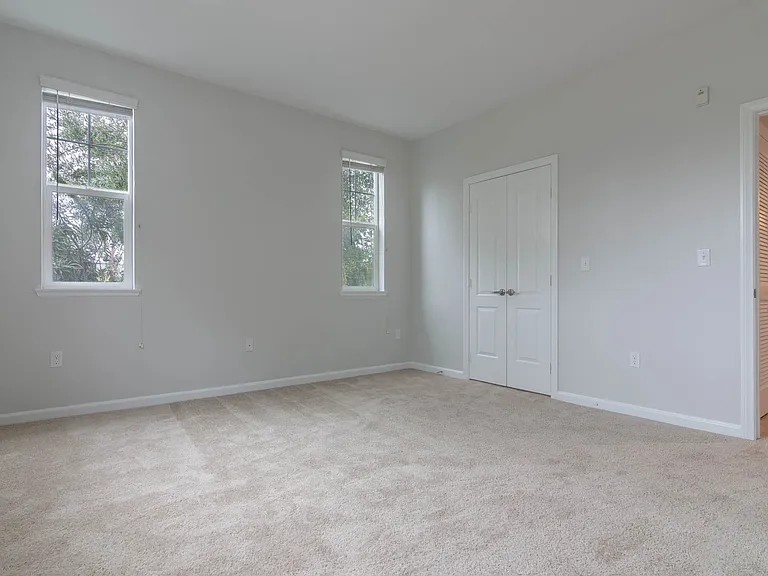 Artisan Apartments at East Village Apartments — Photo 36