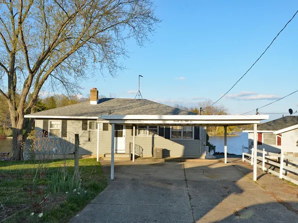 2256 Wasabinang St, Hastings, MI 49058