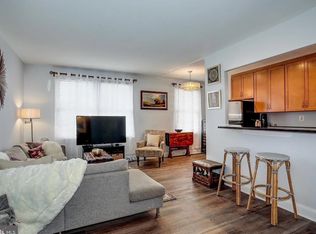 1251 E Abingdon Dr APT 1111, Alexandria, VA 22314