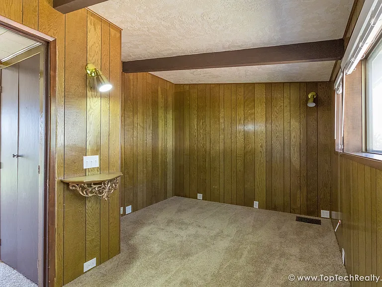 675 NW 123rd Ave — Photo 15