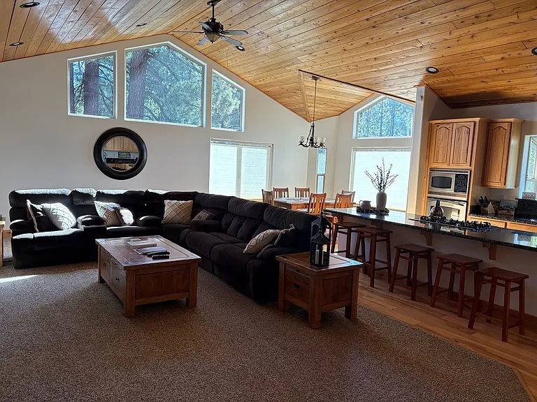 1637 Black Bart Ct — Photo 14