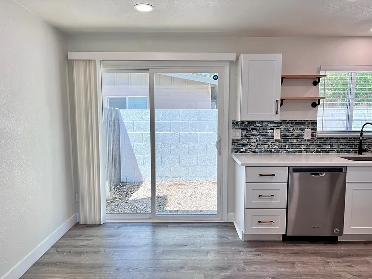4917 E Indian School Rd #4 — Photo 17