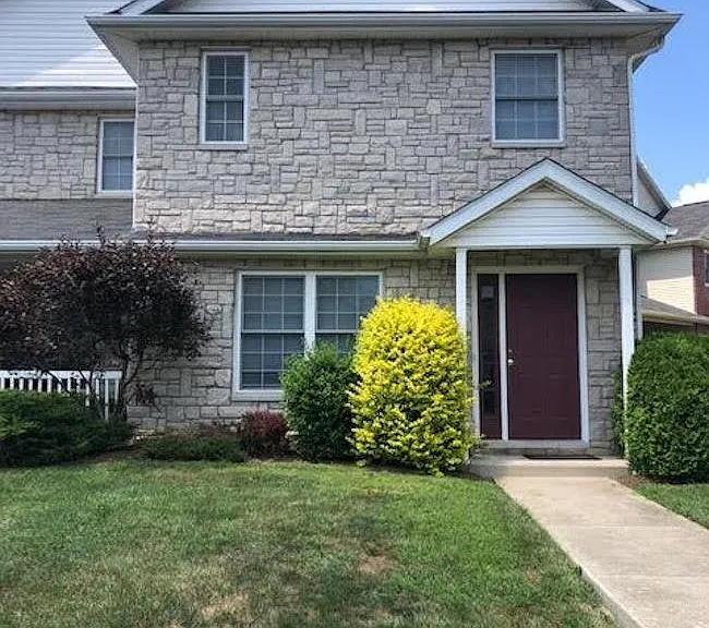 3811 E Cobble Creek Dr — Photo 1