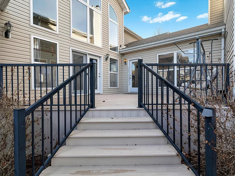 317 Lake Side View Ln — Photo 56