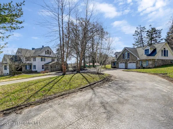 327 W Main St, Dalton, PA 18414
