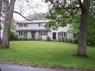 15 Baxter Rd, Mansfield, CT 06268