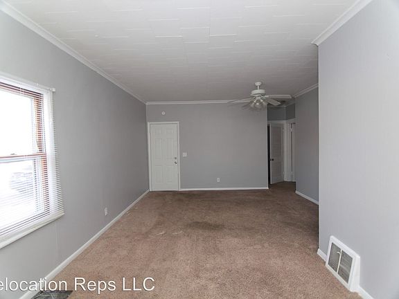 3rd image of 900 42nd Ave APT 1