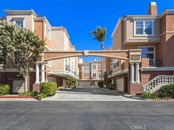 10 Bettoni Aisle, Irvine, CA 92606