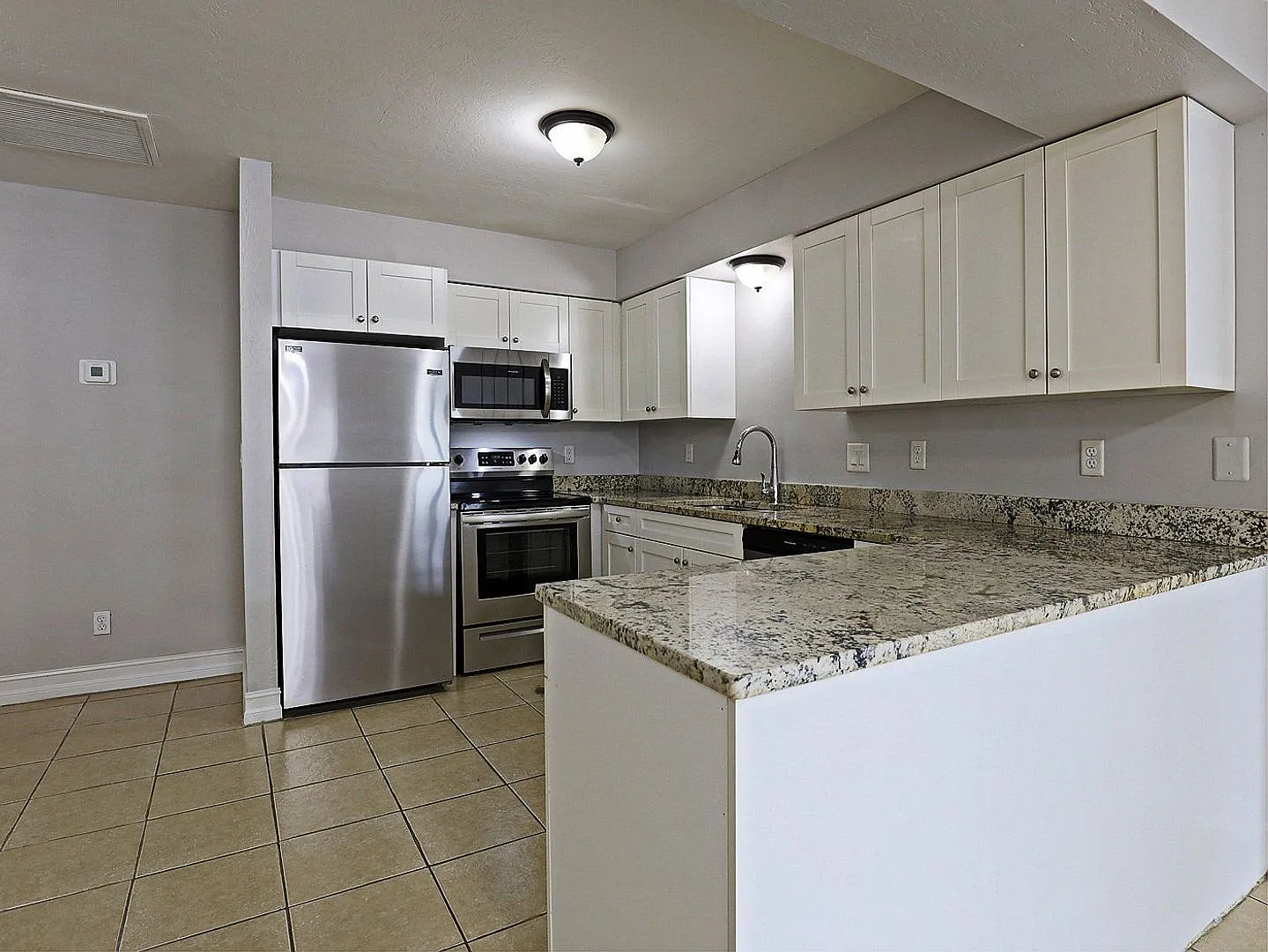 Duplex Cape Coral 3725 — Photo 4